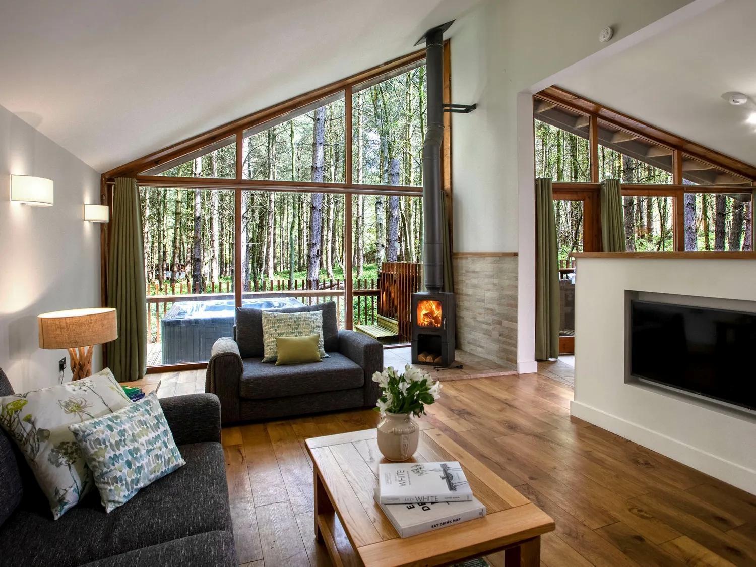 Blackwood Forest Cabins - Forest Holidays Popham Ngoại thất bức ảnh